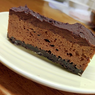 チョコたっぷりケーキ